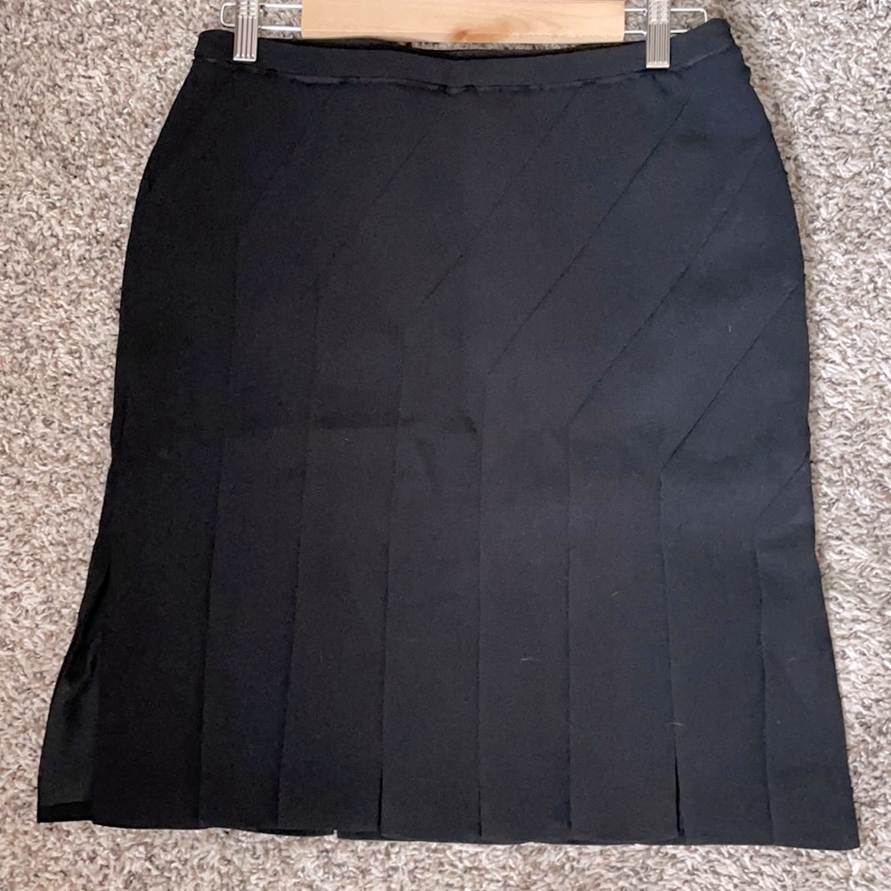 WHBM crepe pencil skirt 6